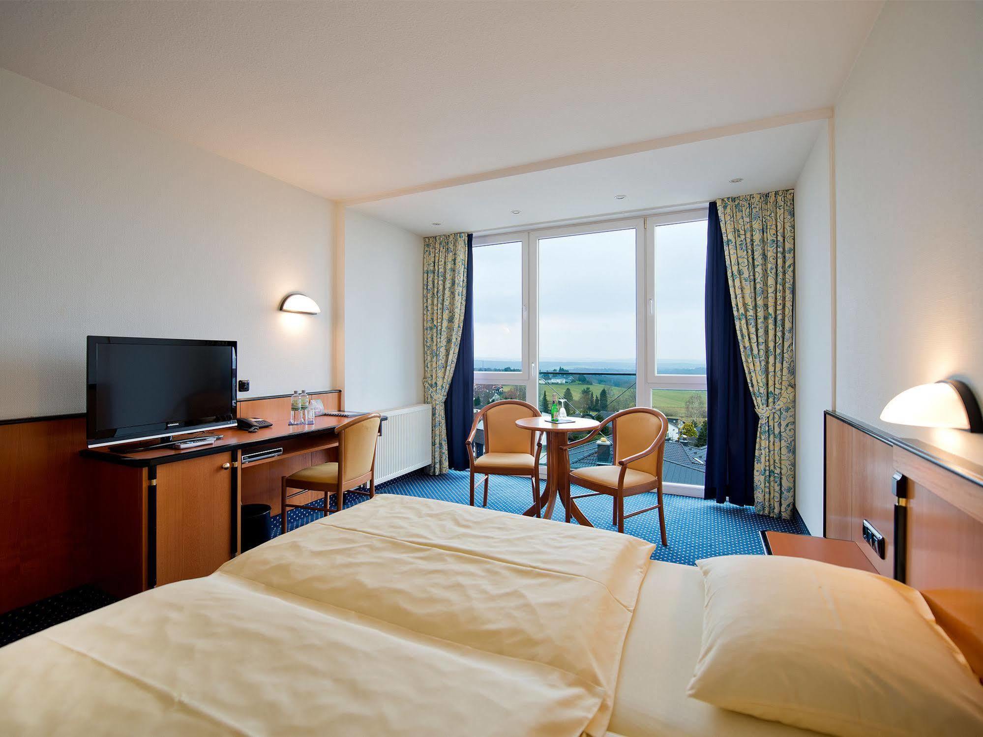 Panorama Hotel Гласхюттен Экстерьер фото